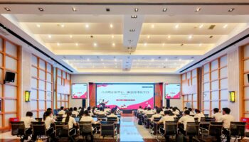 聚焦學(xué)習(xí)教育，共筑廉潔防線——玉柴物流黨委開展專題黨課暨集體廉潔談話會(huì)