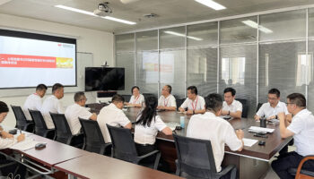 玉柴物流集團(tuán)黨委召開“黨旗引領(lǐng)，使命擔(dān)當(dāng)”基層黨支部新老書記交接座談會(huì)